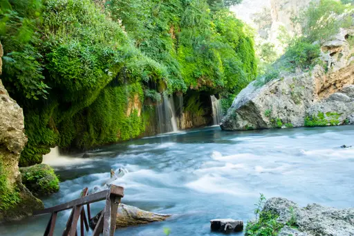 Küp Şelaleleri