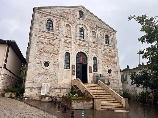Aziz Panteleimon Kilisesi (Gölyazı)