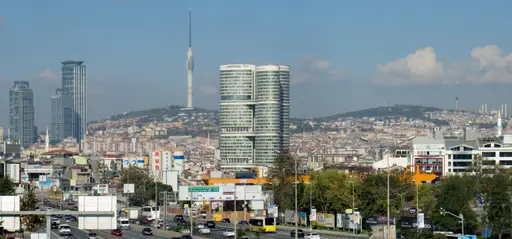 Çamlıca Tepesi