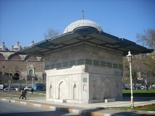 Tophane Çeşmesi