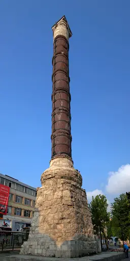Çemberlitaş Sütunu