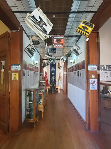 İzmir Basın Anı Evi