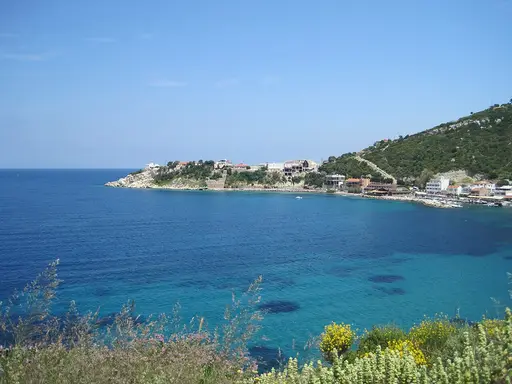 Kuyucak plajı