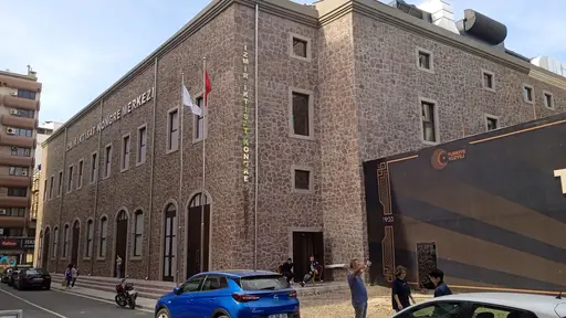 İzmir İktisat Kongre Merkezi