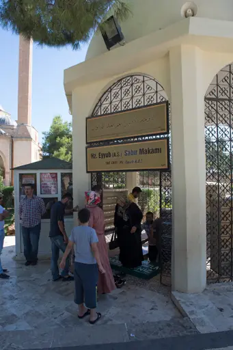 Hz. Eyyup (A.S.) Sabır Makamı